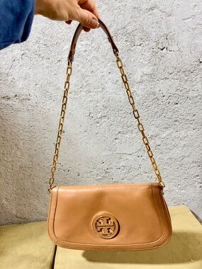 Tory Burch Caramel Leather Shoulder Bag with Gold Chain and versatile strap